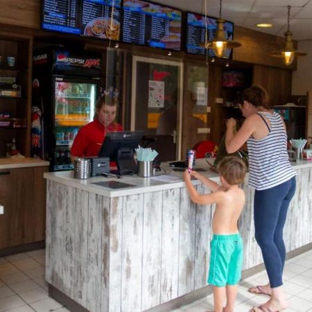 Вілла Kajuit423 6Pers 5Sterren Vakantiepark Bergumermeer Aan Het Water In Friesland Met Zwembad Suameer Екстер'єр фото