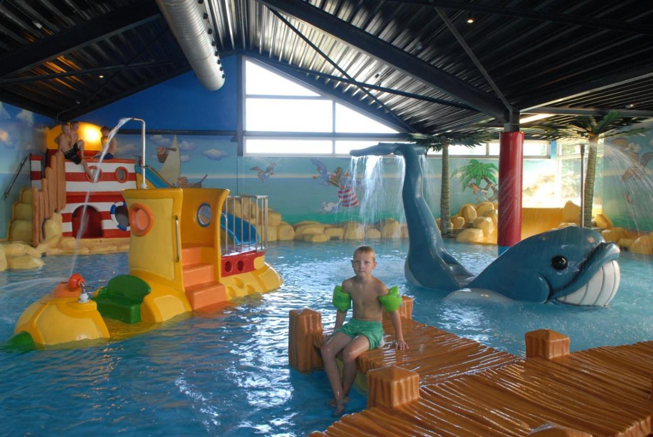Вілла Kajuit423 6Pers 5Sterren Vakantiepark Bergumermeer Aan Het Water In Friesland Met Zwembad Suameer Екстер'єр фото