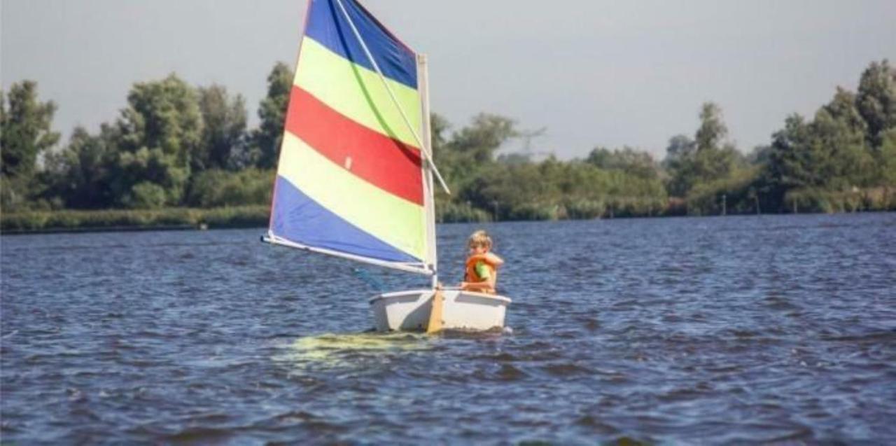 Вілла Kajuit423 6Pers 5Sterren Vakantiepark Bergumermeer Aan Het Water In Friesland Met Zwembad Suameer Екстер'єр фото